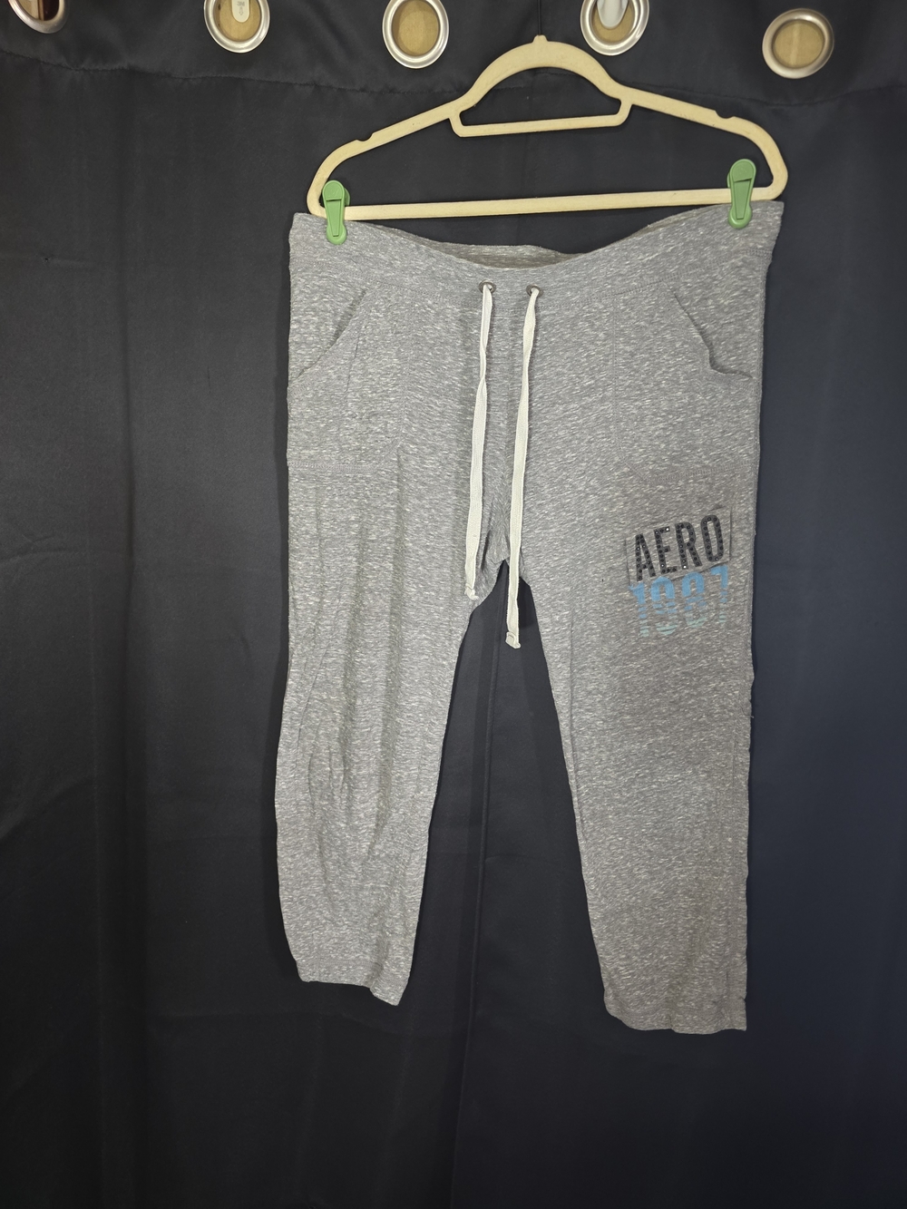 AERO Capri Sweatpants